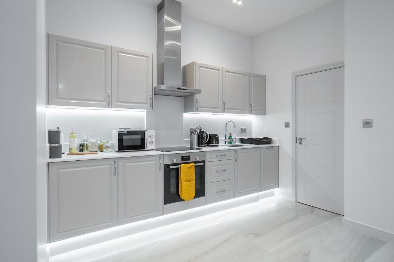 Livestay-Modern & Stylish Apartments In Didcot Exterior photo