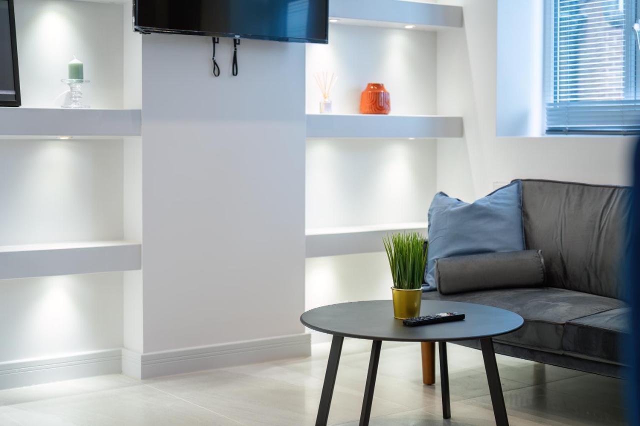 Livestay-Modern & Stylish Apartments In Didcot Exterior photo
