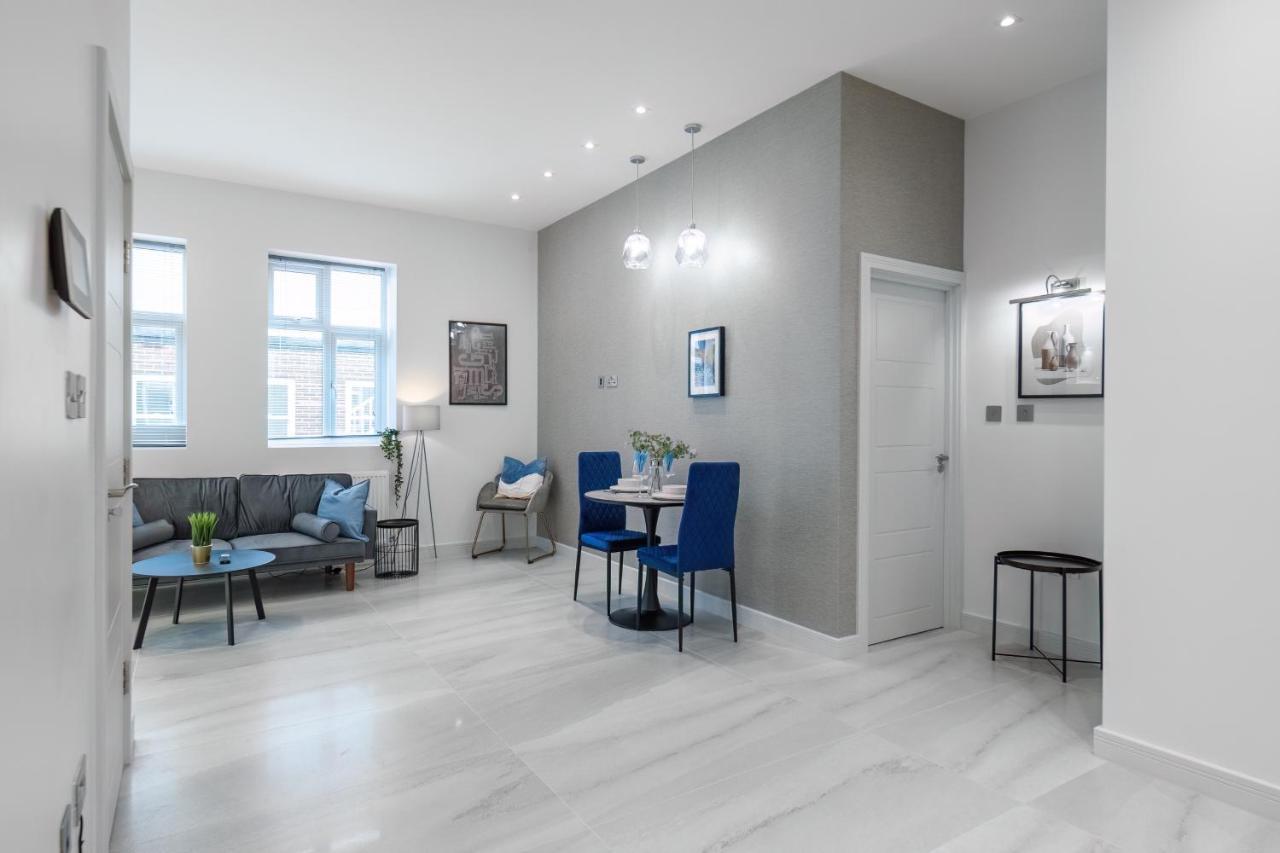 Livestay-Modern & Stylish Apartments In Didcot Exterior photo