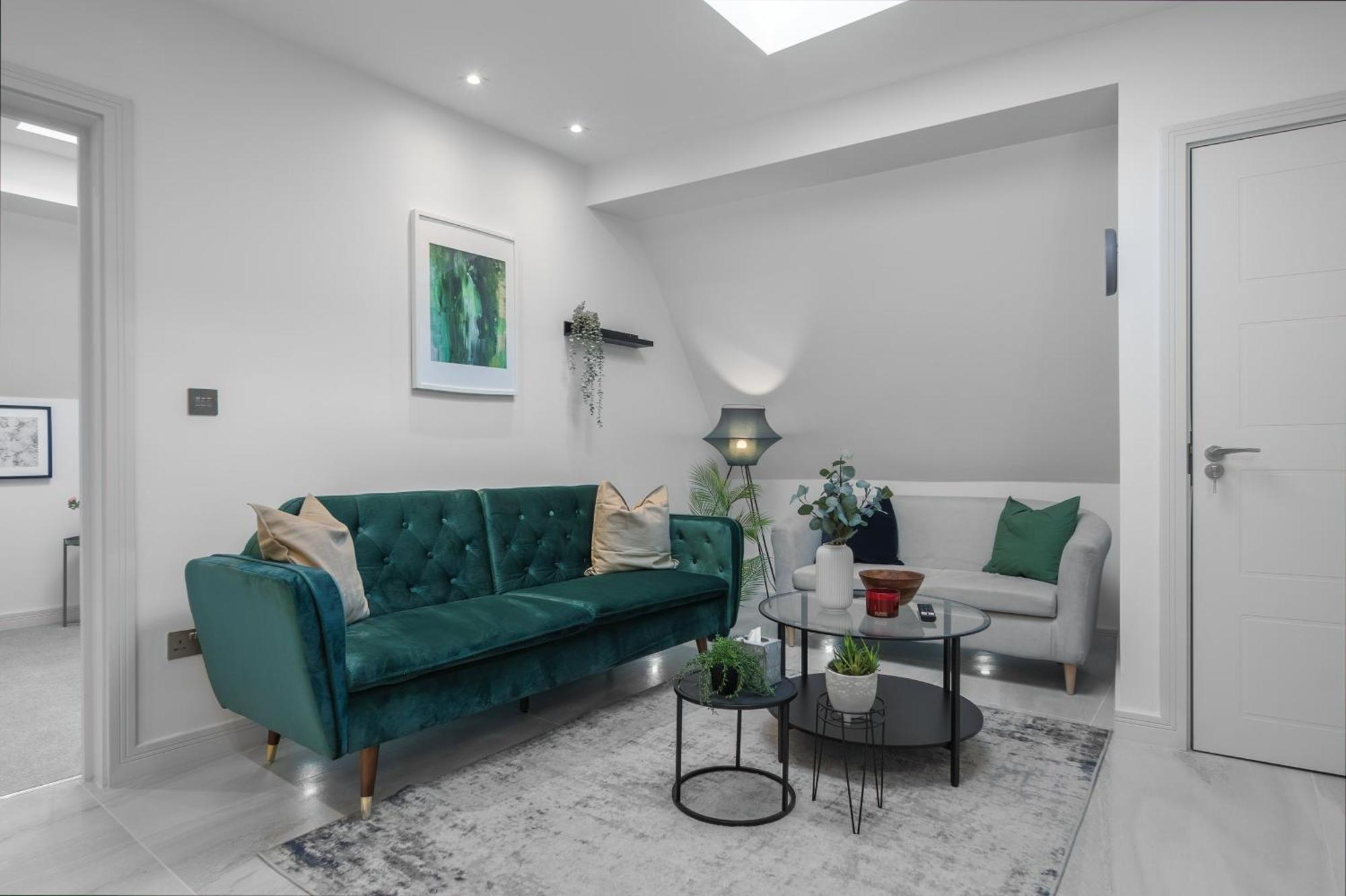 Livestay-Modern & Stylish Apartments In Didcot Exterior photo